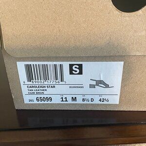 Brand New Women's Clarks Tan Leather Shoes: Size 11